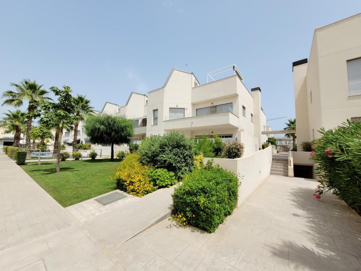 Villa Amalia 25 Torrevieja Exterior foto
